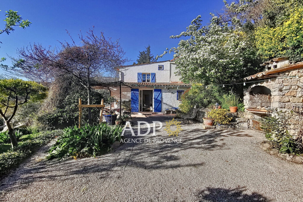 AUTHENTIQUE MAS PROVENÇAL À GRASSE SAINT-FRANÇOIS Belle vue –  – NR pièces – 3 chambres – 131.39 m²