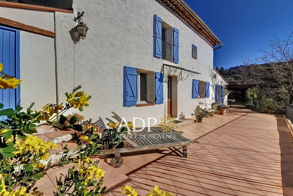 AUTHENTIQUE MAS PROVENÇAL À GRASSE SAINT-FRANÇOIS Belle vue –  – NR pièces – 3 chambres – 131.39 m²