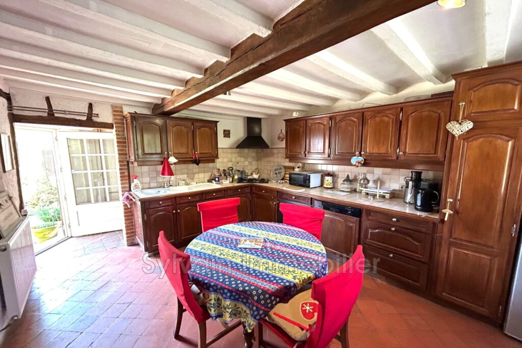 vente maison 6 Pièce(s) – 6 pièces – 6 chambres – 140.94 m²