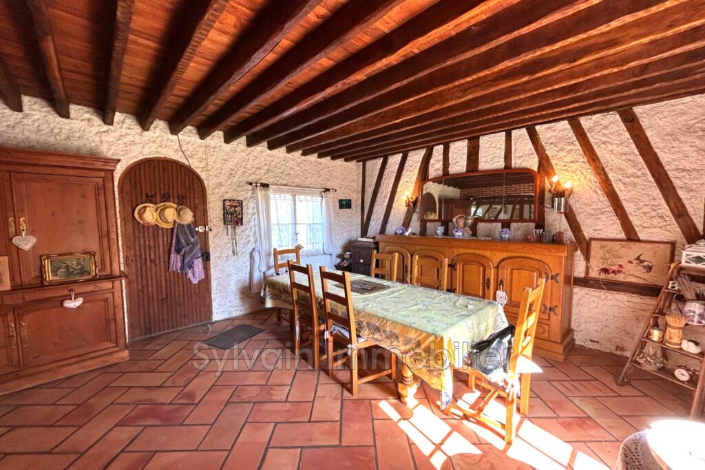 vente maison 6 Pièce(s) – 6 pièces – 6 chambres – 140.94 m²