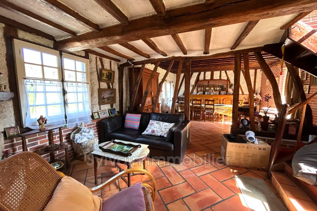 vente maison 6 Pièce(s) – 6 pièces – 6 chambres – 140.94 m²