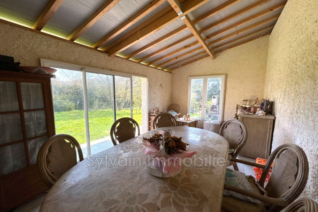 vente maison 6 Pièce(s) – 6 pièces – 6 chambres – 140.94 m²