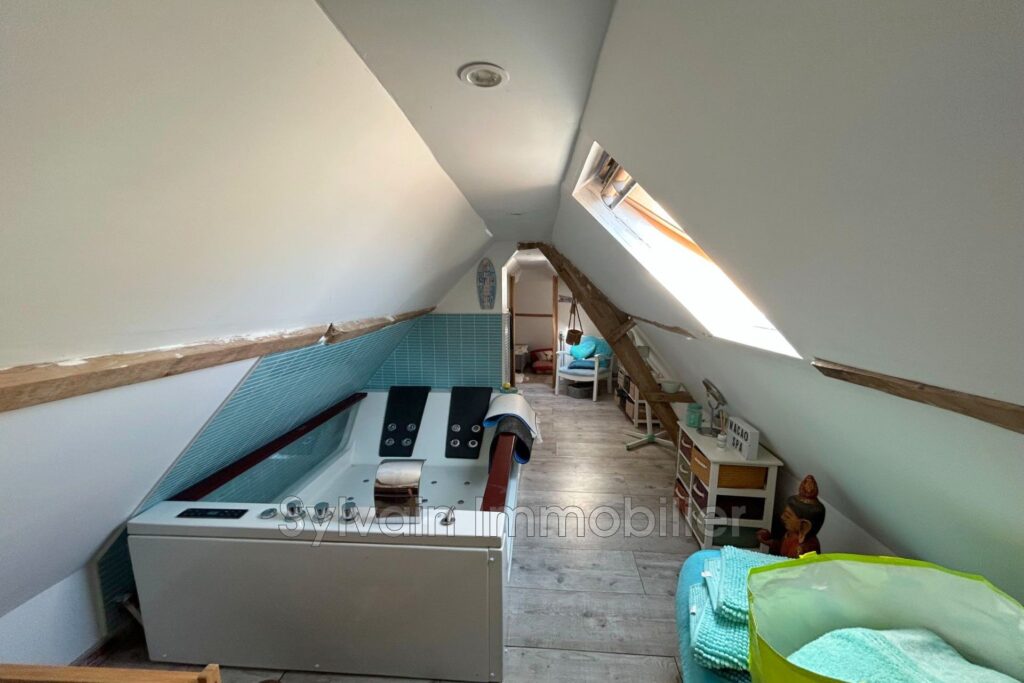 vente maison 6 Pièce(s) – 6 pièces – 6 chambres – 140.94 m²