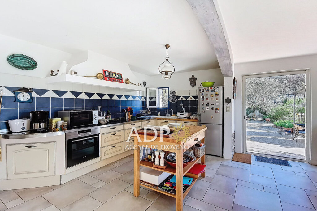 AUTHENTIQUE MAS PROVENÇAL À GRASSE SAINT-FRANÇOIS Belle vue –  – NR pièces – 3 chambres – 131.39 m²