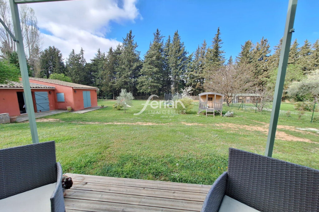 A vendre à Villecroze villa 3ch avec T2 indépendant  – 4 pièces – 3 chambres – 118.00 m²