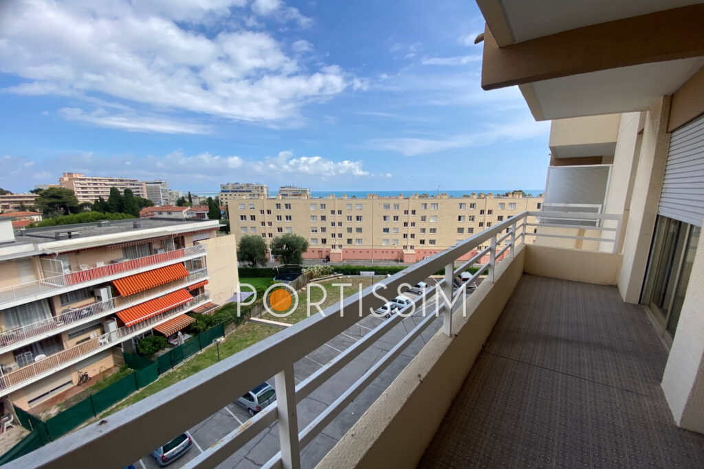 Cagnes-Sur-Mer / appartement 3 pièces / proche mer / parking – 3 pièces – 2 chambres – 73.50 m²