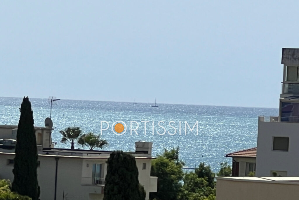 Cagnes-Sur-Mer / appartement 3 pièces / proche mer / parking – 3 pièces – 2 chambres – 73.50 m²