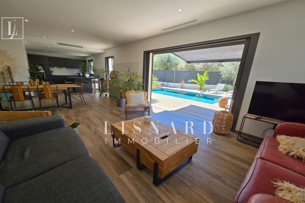 vente maison récente 4 Pièce(s) – 4 pièces – 4 chambres – 145.00 m²