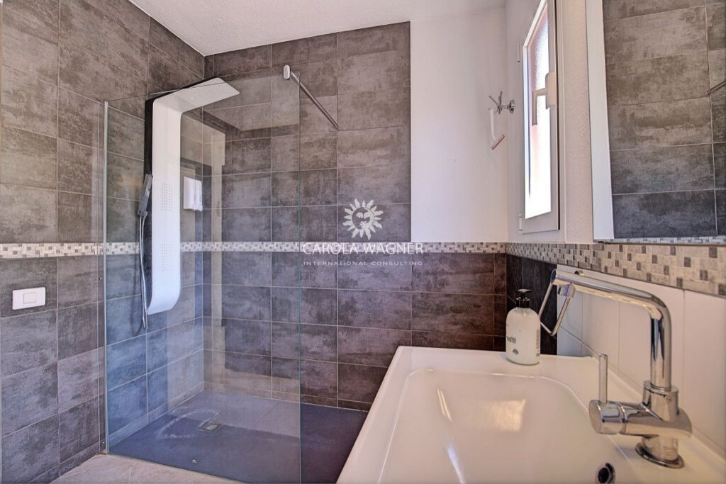 vente villa contemporaine 7 Pièce(s) – 7 pièces – 3 chambres – 130.00 m²