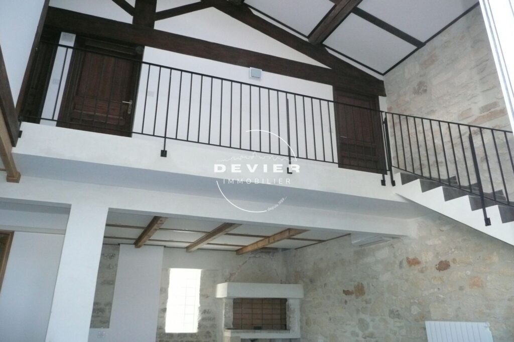 vente maison de village 4 Pièce(s) – 4 pièces – 3 chambres – 128.00 m²