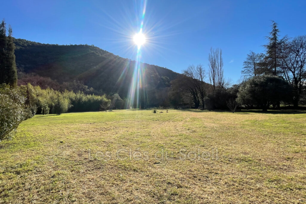 vente villa 5 Pièce(s) – 5 pièces – 4 chambres – 166.00 m²