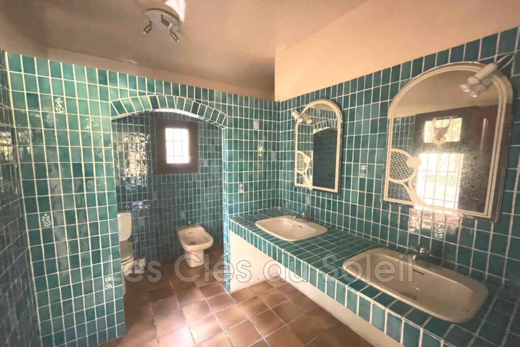 vente villa 5 Pièce(s) – 5 pièces – 4 chambres – 166.00 m²