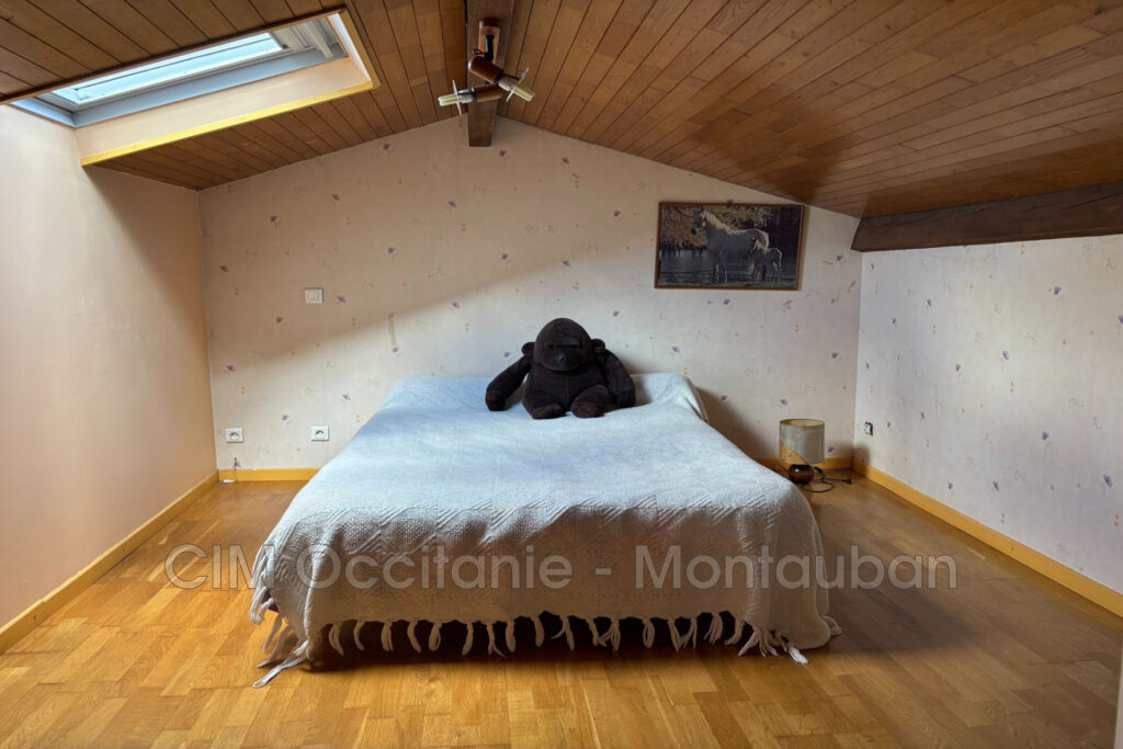 vente maison 6 Pièce(s) – 6 pièces – 5 chambres – 145.00 m²