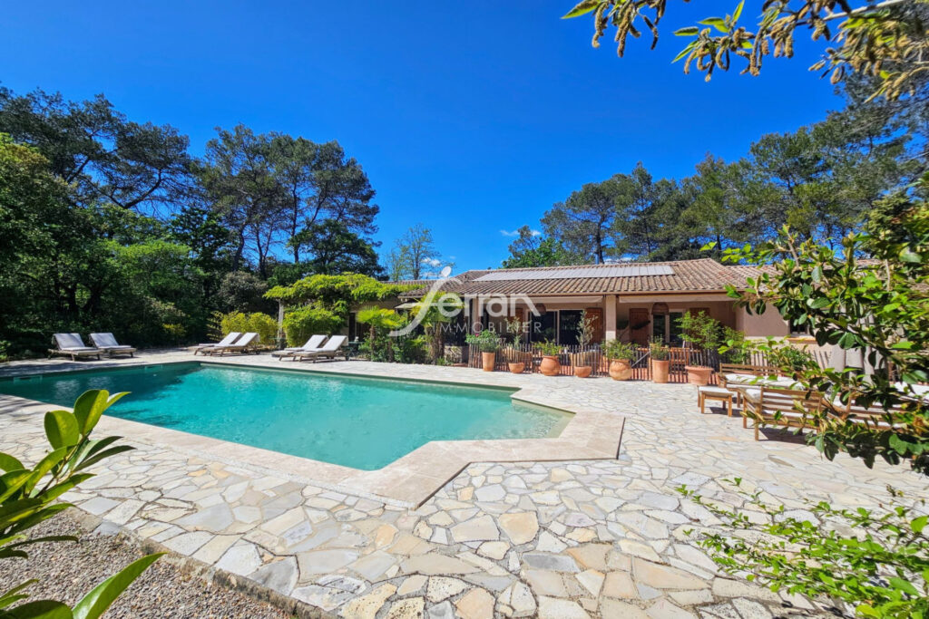 A VENDRE MAISON FAMILIALE DE 200 M² EN PLEINE NATURE AVEC APPA – 7 pièces – 5 chambres – 200.00 m²