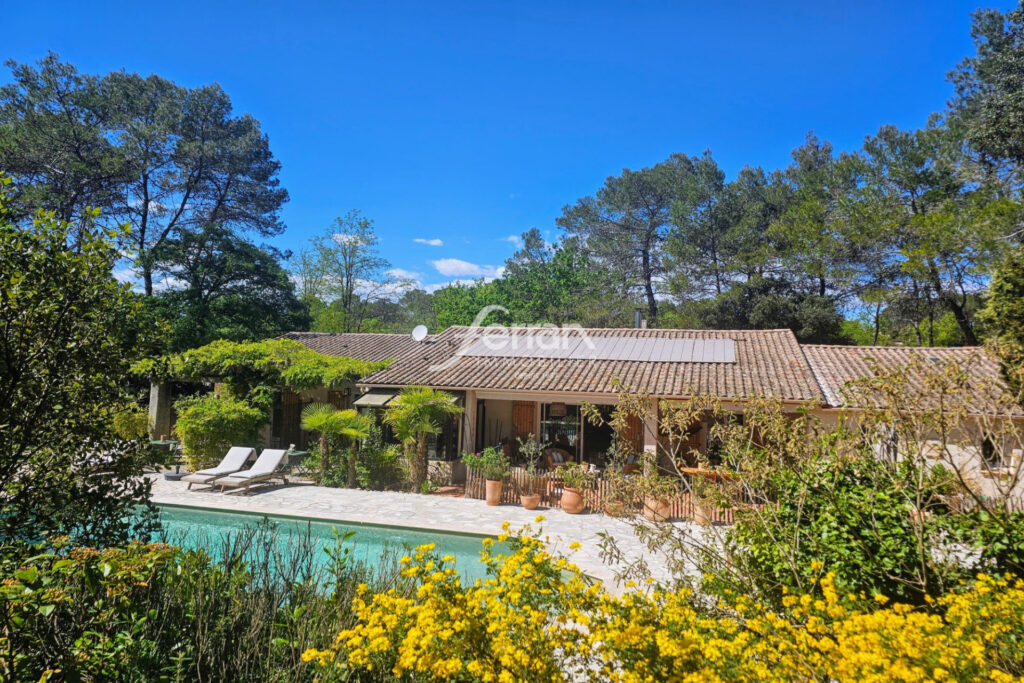 A VENDRE MAISON FAMILIALE DE 200 M² EN PLEINE NATURE AVEC APPA – 7 pièces – 5 chambres – 200.00 m²