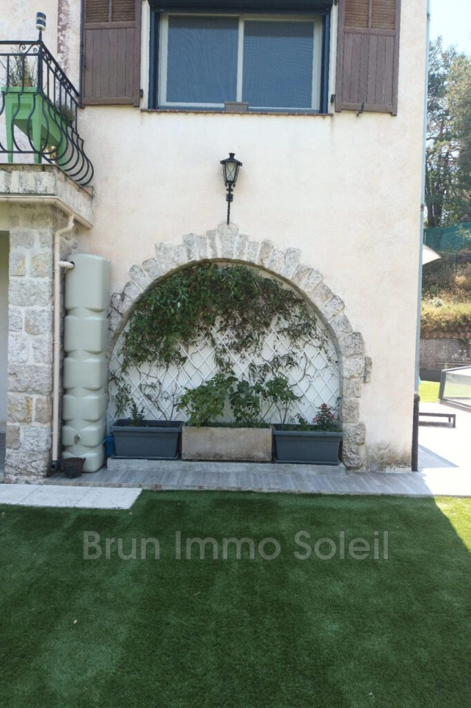 vente villa 4 Pièce(s) – 4 pièces – 3 chambres – 135.00 m²