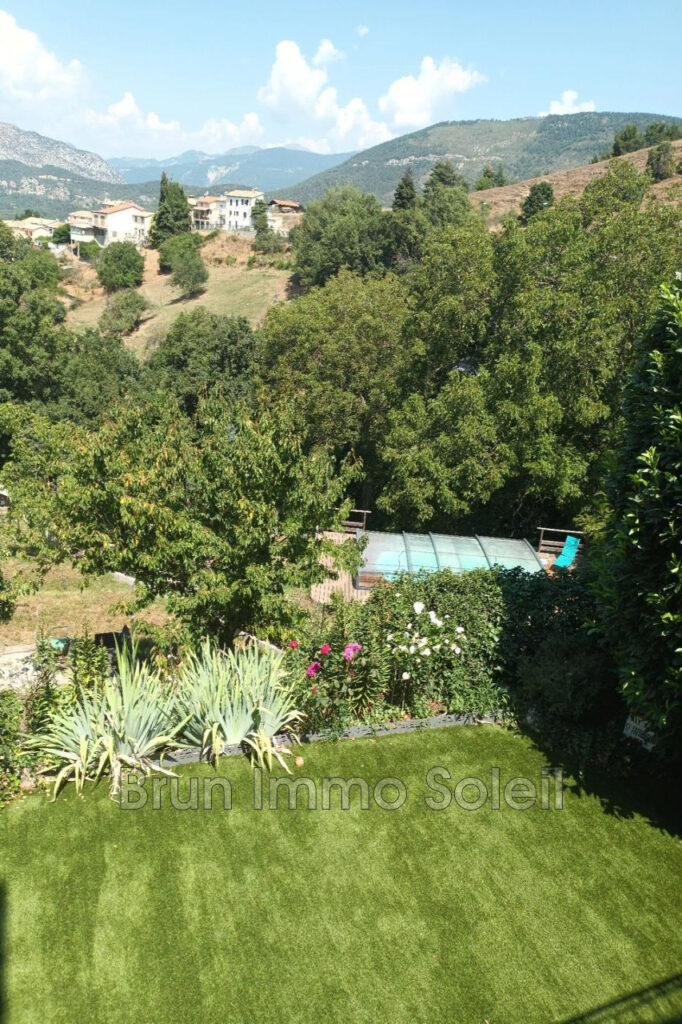 vente villa 4 Pièce(s) – 4 pièces – 3 chambres – 135.00 m²