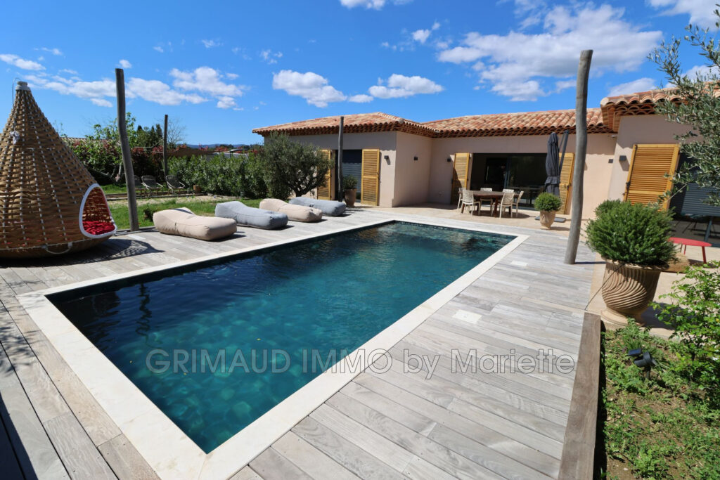belle villa recente avec piscine et 4 chambres – 5 pièces – 4 chambres – 165.00 m²