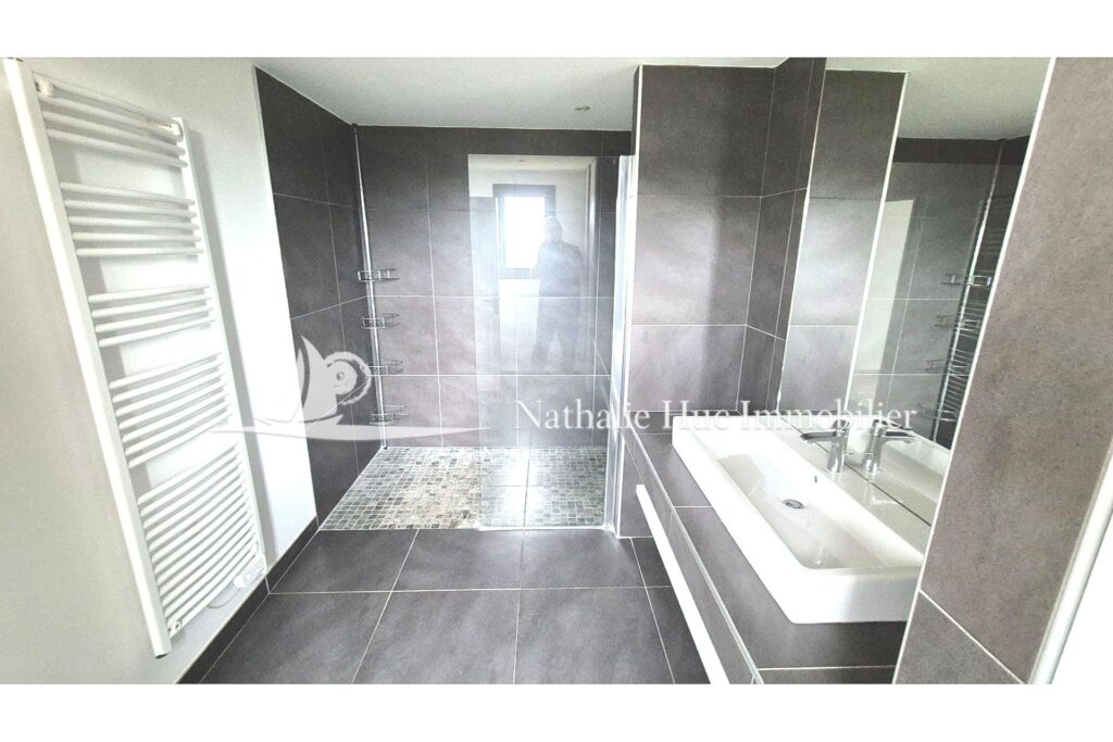 vente propriété 4 Pièce(s) – 4 pièces – 3 chambres – 212.70 m²