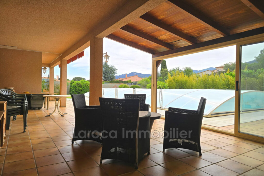 Achat villa à Laroque des Albères – 9 pièces – 8 chambres – 258.00 m²