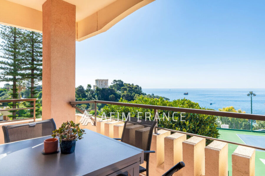 Appartement à vendre à Roquebrune-cap-martin — Vue mer — photo 1