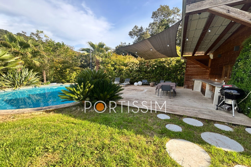 Nice Hauteur villa individuelle de plain-pied dans la nature à – 4 pièces – 3 chambres – 115.00 m²