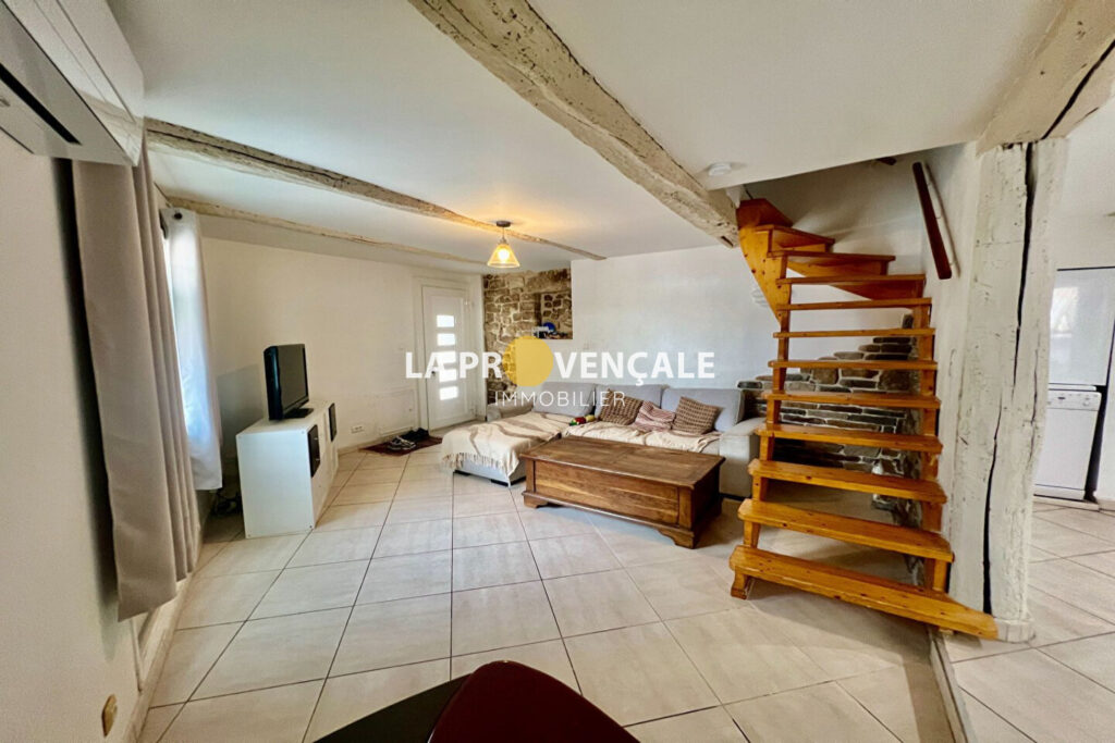 vente maison de village 3 Pièce(s) – 3 pièces – 2 chambres – 63.61 m²