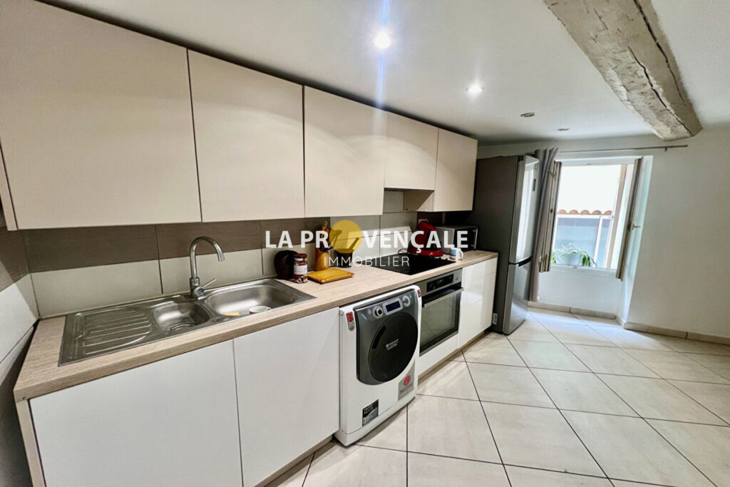 vente maison de village 3 Pièce(s) – 3 pièces – 2 chambres – 63.61 m²