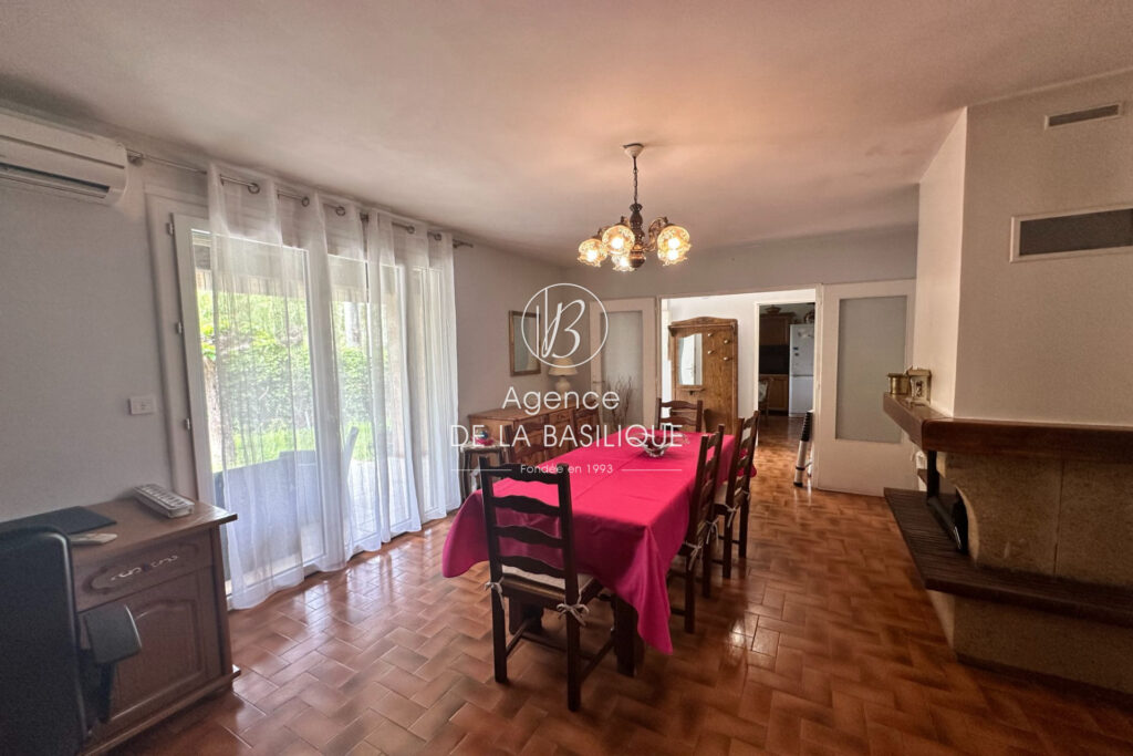 vente villa 4 Pièce(s) – 4 pièces – 3 chambres – 89.00 m²