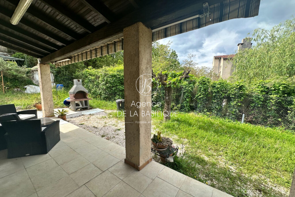 vente villa 4 Pièce(s) – 4 pièces – 3 chambres – 89.00 m²