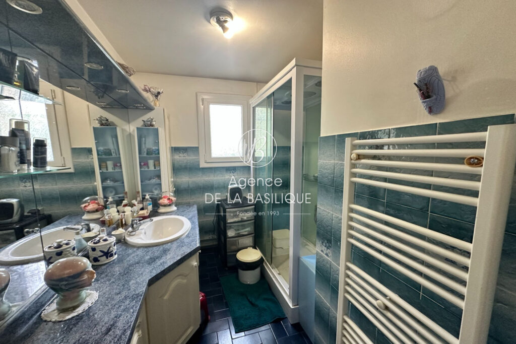 vente villa 4 Pièce(s) – 4 pièces – 3 chambres – 89.00 m²