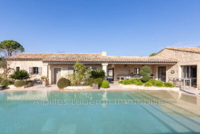 location saisonnière propriété 7 Pièce(s) – 7 pièces – 5 chambres – 300.00 m²