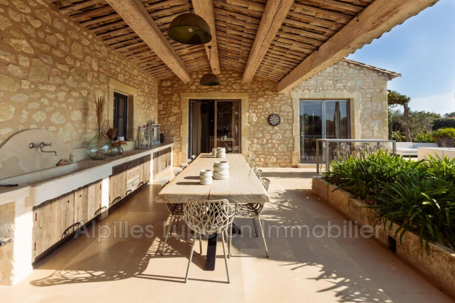Maison à louer à Saint-rémy-de-provence