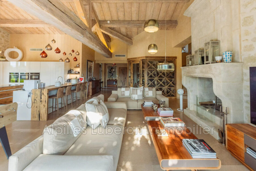 Maison à louer à Saint-rémy-de-provence