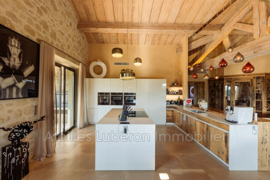 Maison à louer à Saint-rémy-de-provence
