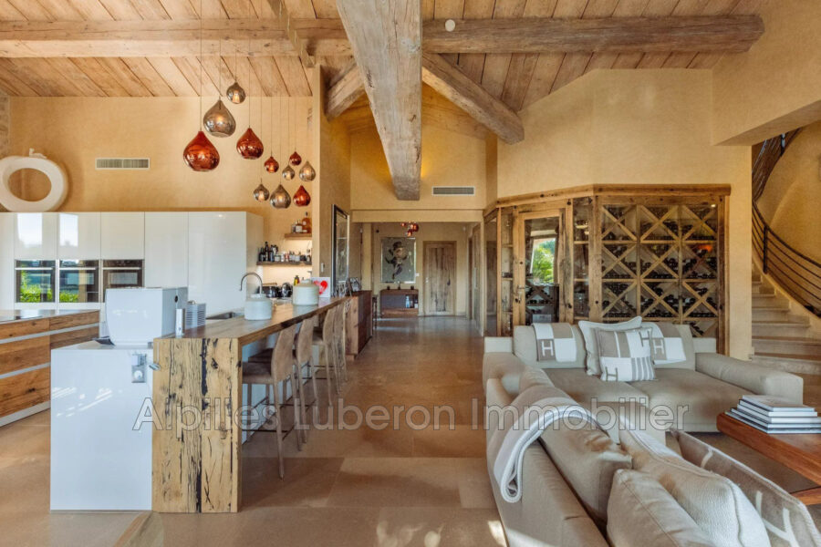 Maison à louer à Saint-rémy-de-provence