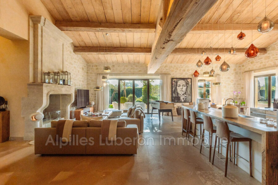 Maison à louer à Saint-rémy-de-provence