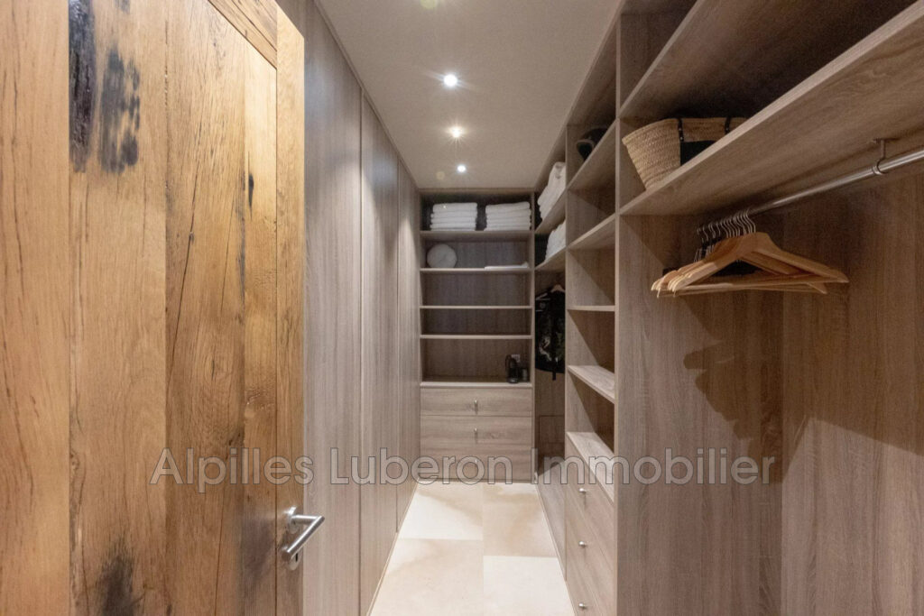 location saisonnière propriété 7 Pièce(s) – 7 pièces – 5 chambres – 300.00 m²