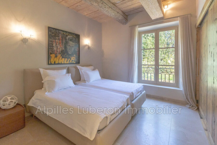 Maison à louer à Saint-rémy-de-provence