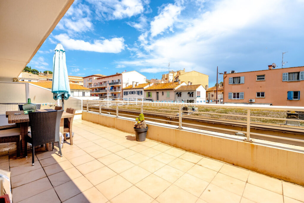 vente appartement 4 Pièce(s) – 4 pièces – 3 chambres – 65.00 m²