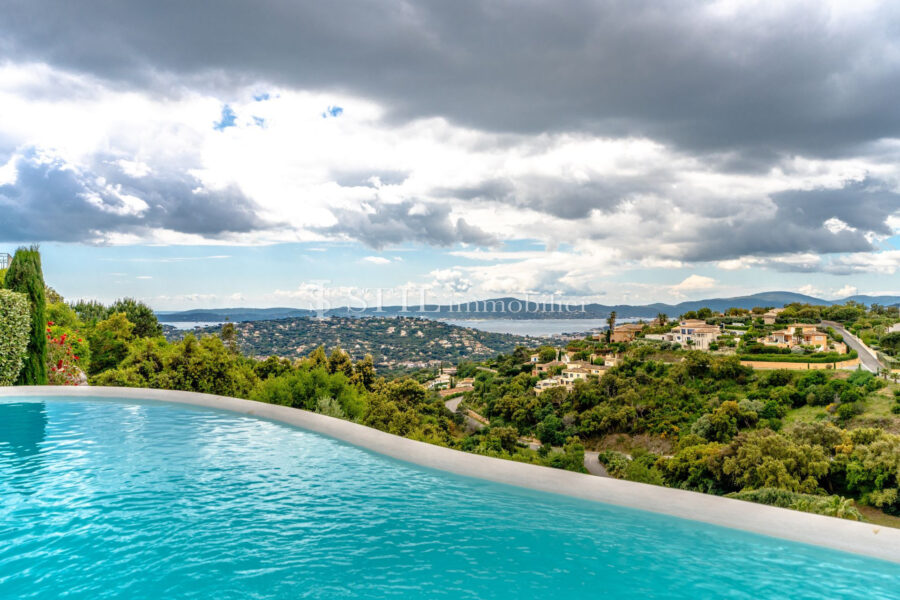 Maison à vendre à Sainte-maxime