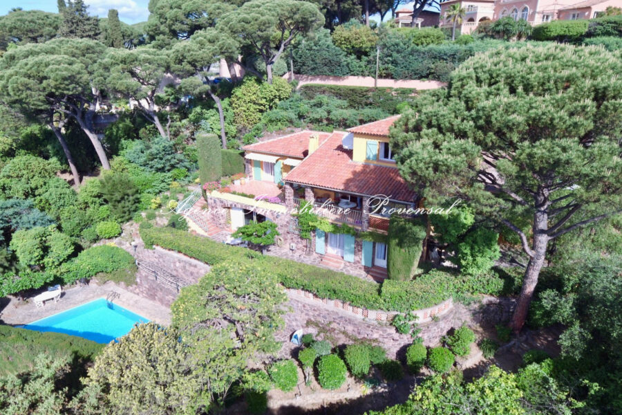 Maison à vendre à Sainte-maxime