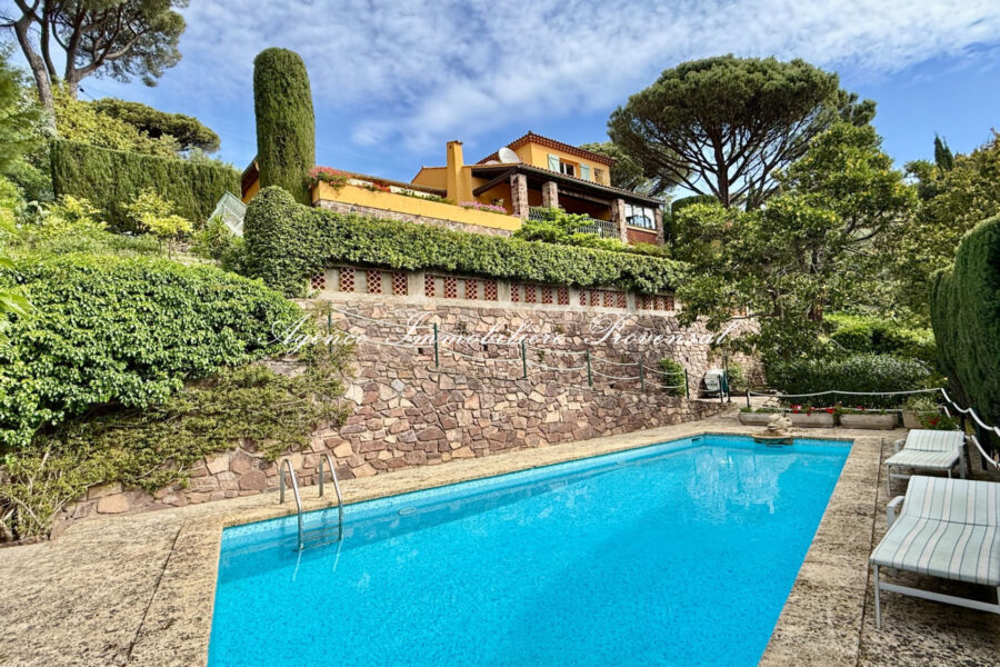Maison à vendre à Sainte-maxime