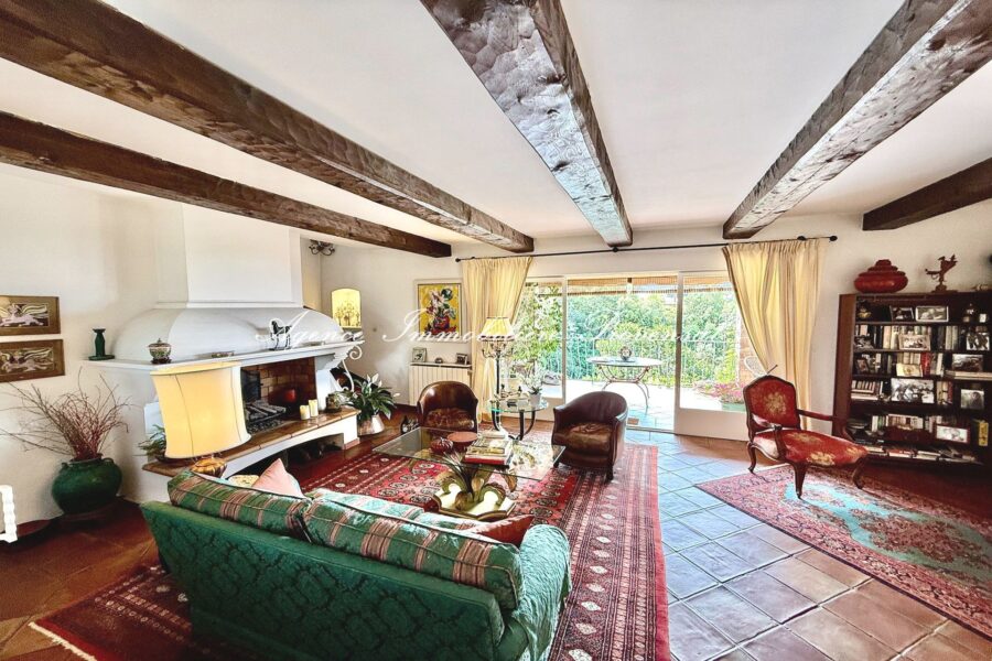 Maison à vendre à Sainte-maxime