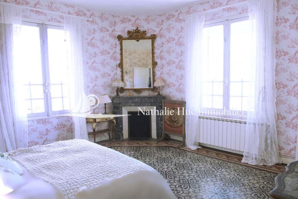 vente maison 7 Pièce(s) – 7 pièces – 7 chambres – 300.00 m²