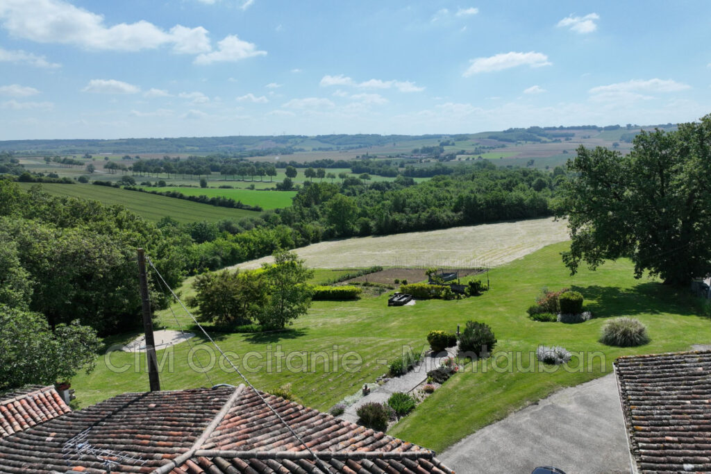 vente Gîtes 8 Pièce(s) – 8 pièces – 8 chambres – 275.00 m²