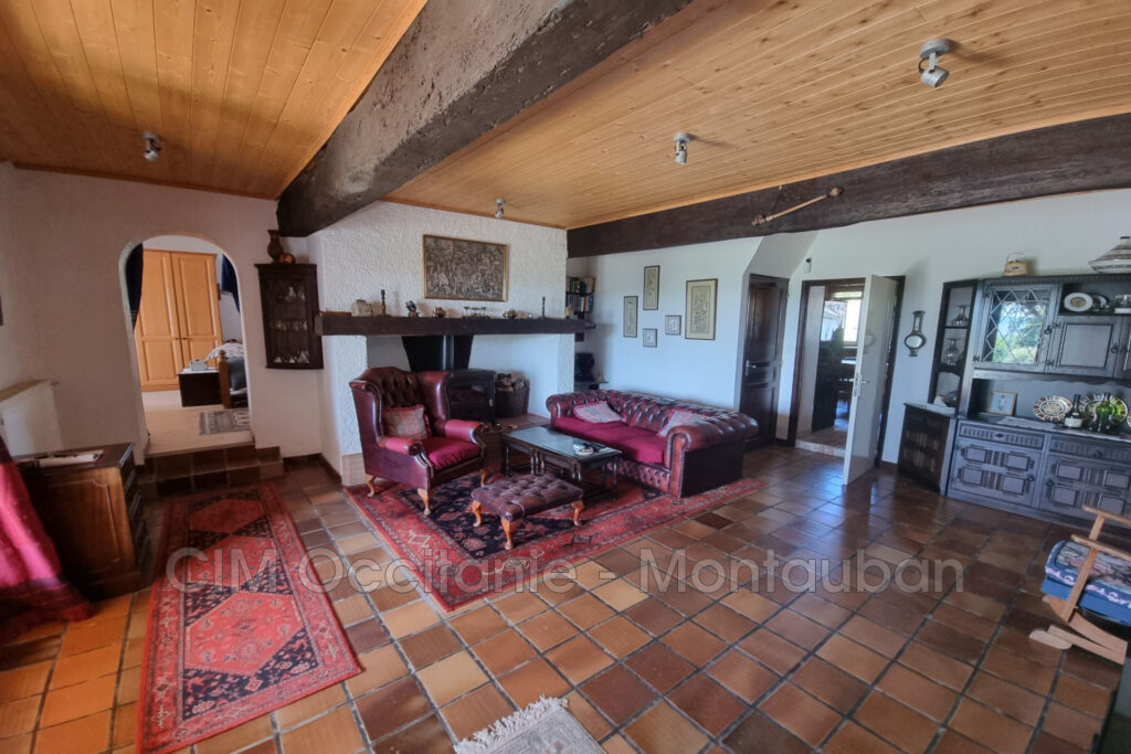 vente Gîtes 8 Pièce(s) – 8 pièces – 8 chambres – 275.00 m²