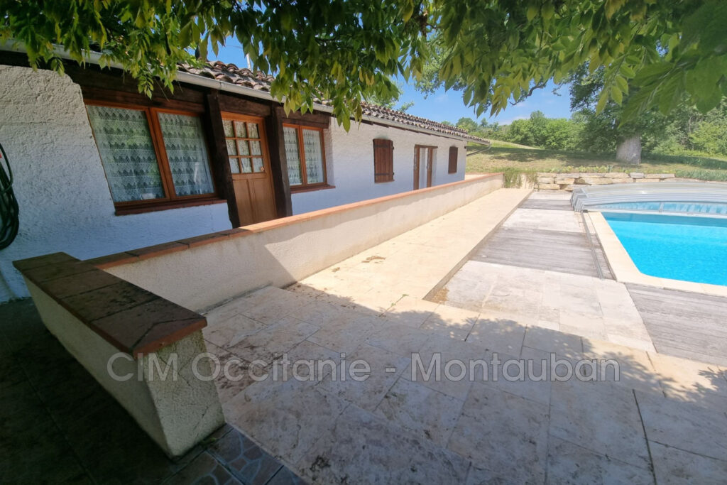 vente Gîtes 8 Pièce(s) – 8 pièces – 8 chambres – 275.00 m²