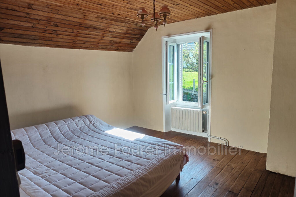 vente maison – NR pièces – 4 chambres – 143.00 m²