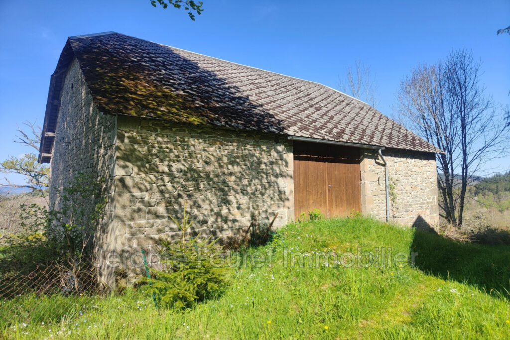 vente maison – NR pièces – 4 chambres – 143.00 m²